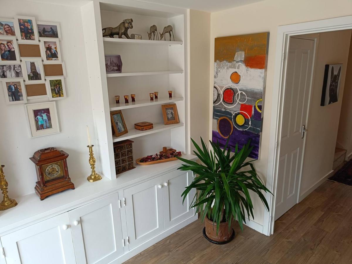 3 Bedroom Townhouse Near Bicester Village Экстерьер фото