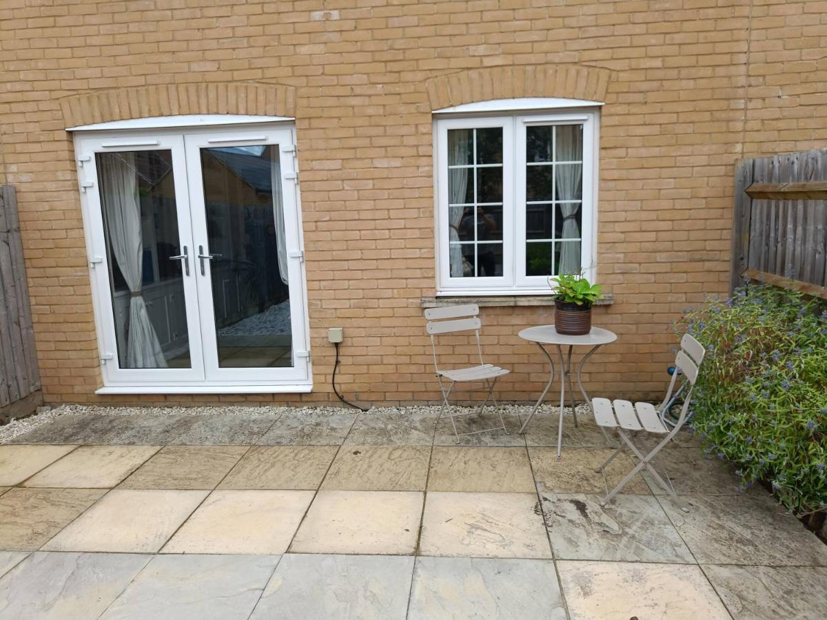3 Bedroom Townhouse Near Bicester Village Экстерьер фото